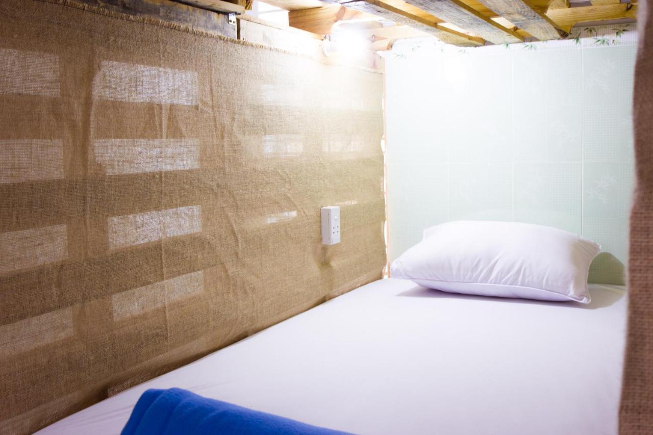Dablend Hostel Хошимин Экстерьер фото